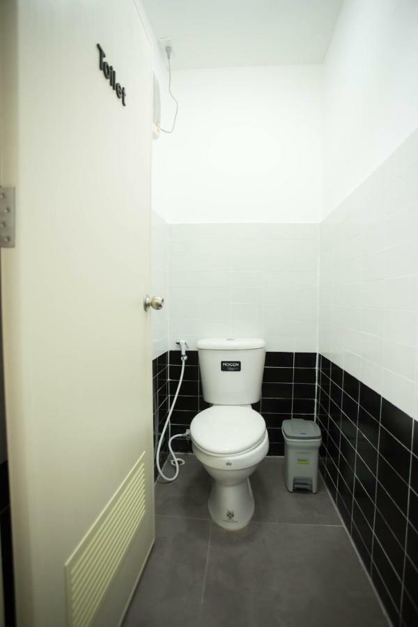 Hostel Yha Thapae Station Čiang Mai Exteriér fotografie